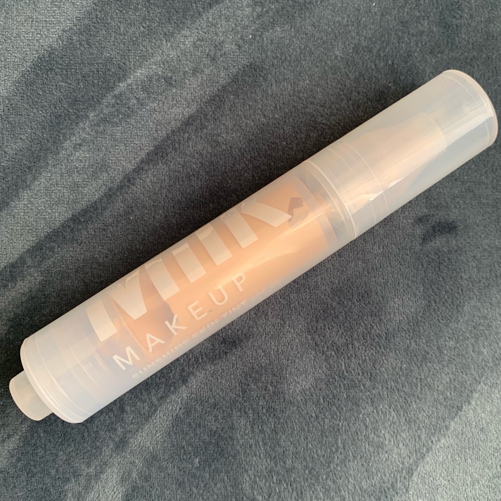 Milk Makeup Sunshine Skin Tint brand new in Light
